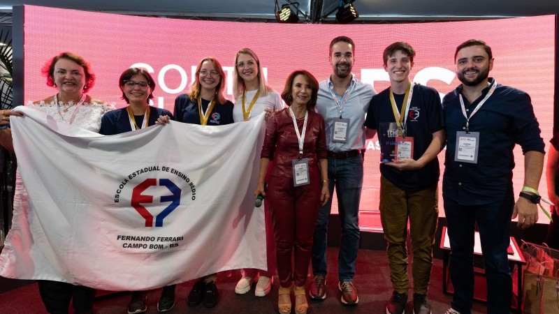Final da competição ocorreu no palco RS Innovation Stage, com a presença do governador e da secretária da Educação
