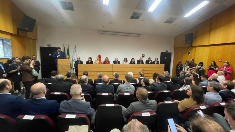 Representantes dos governos federal, estadual e municipal celebraram a retomada do Ceitec